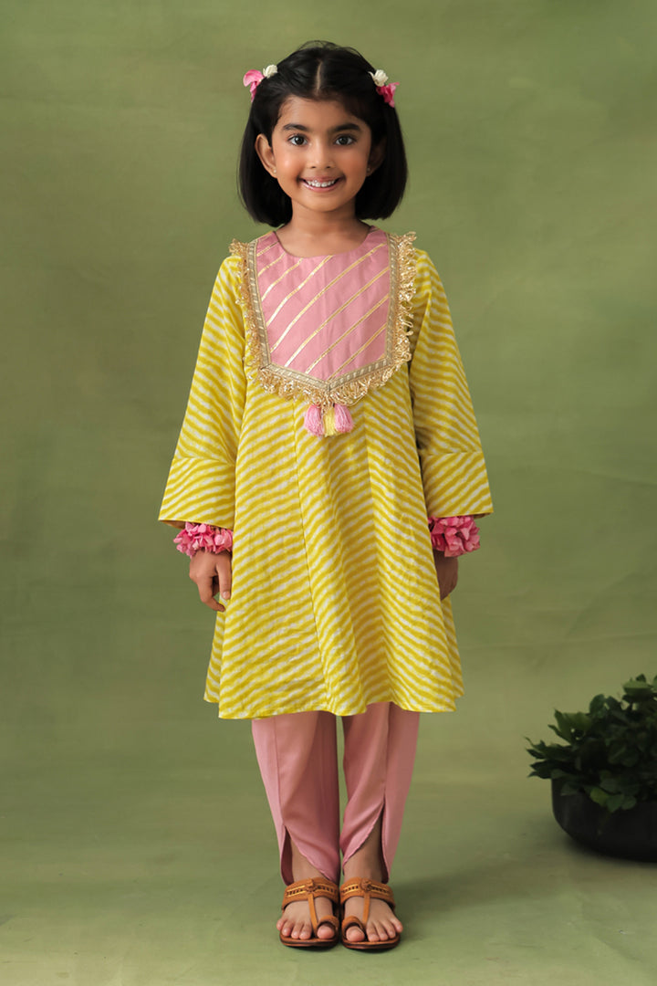 Green Leheriya Kurta & Pink Dhoti Pants 2 Piece Set