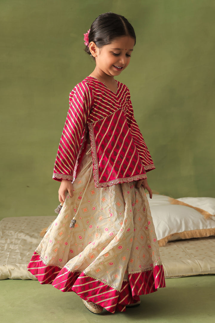 Rajasthani Style Blouse With White Lehenga Set