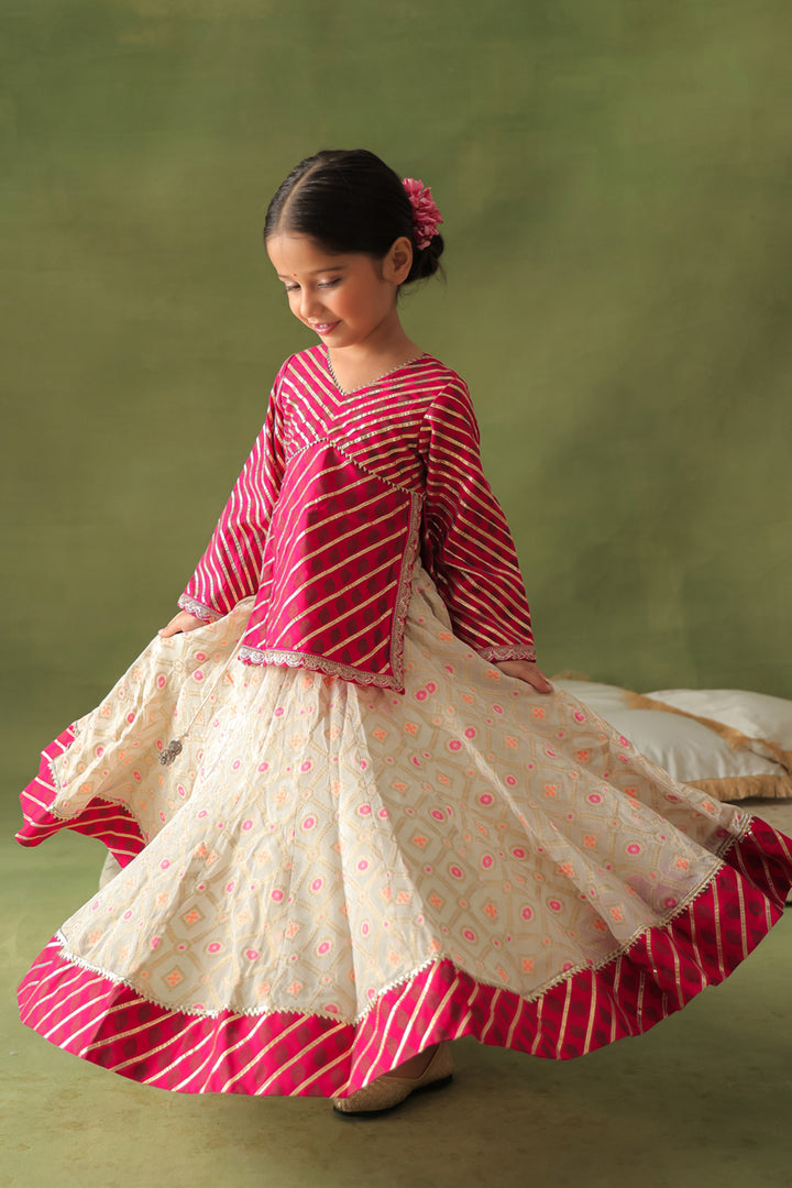 Rajasthani Style Blouse With White Lehenga Set