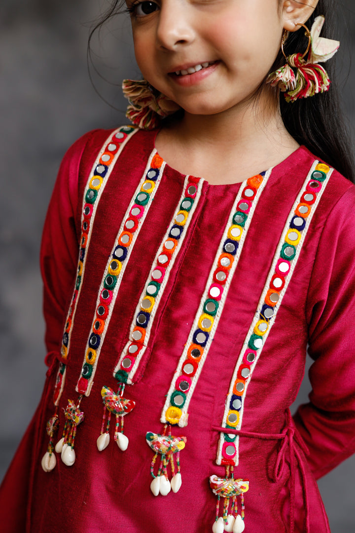 Pink Mirror Borders Kurta With Pants Set