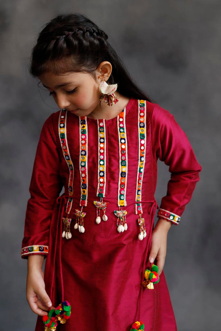 Pink Mirror Borders Kurta With Pants Set