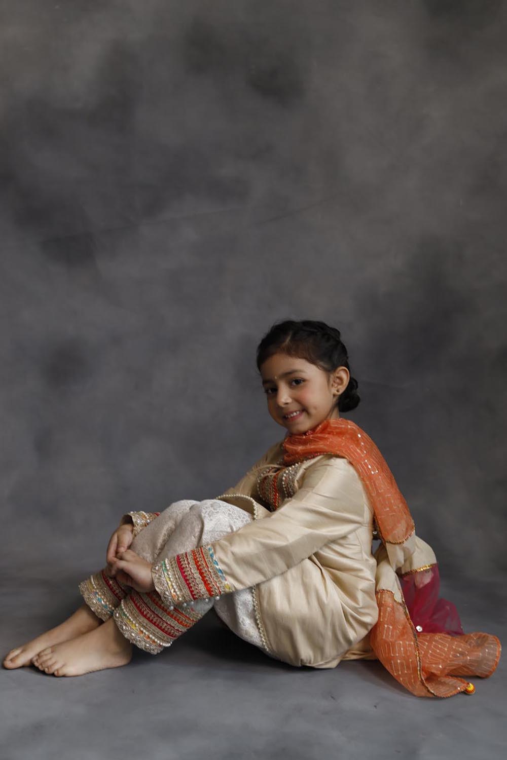 Rangeen Kurta 3-Piece Set