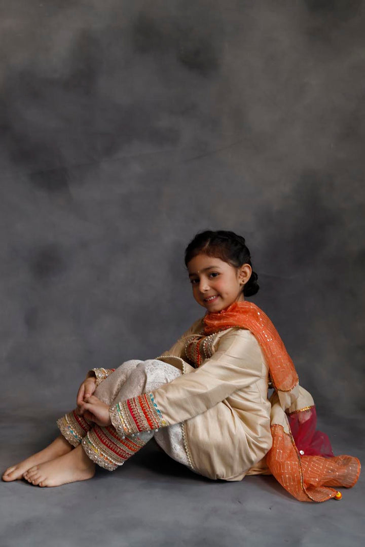 Rangeen Kurta 3-Piece Set