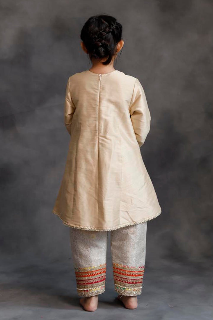 Rangeen Kurta 3-Piece Set