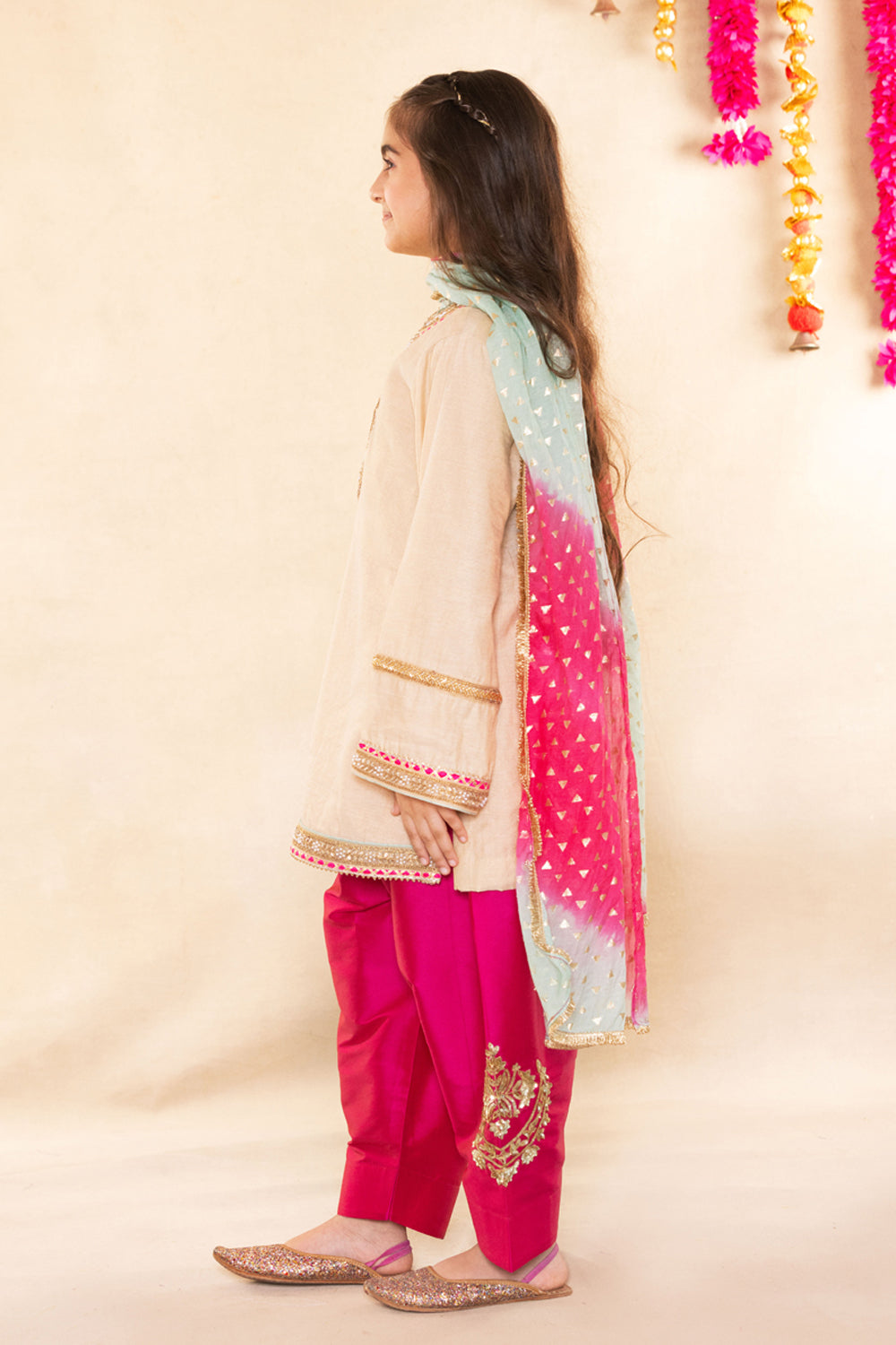 Beige Gold Kurta With Contrast Rani Pink Salwar Set