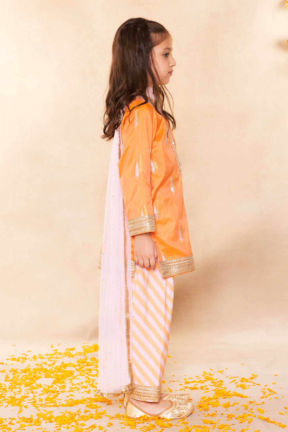 Peach Banarasi Booti Kurta With Farshi Salwar Set