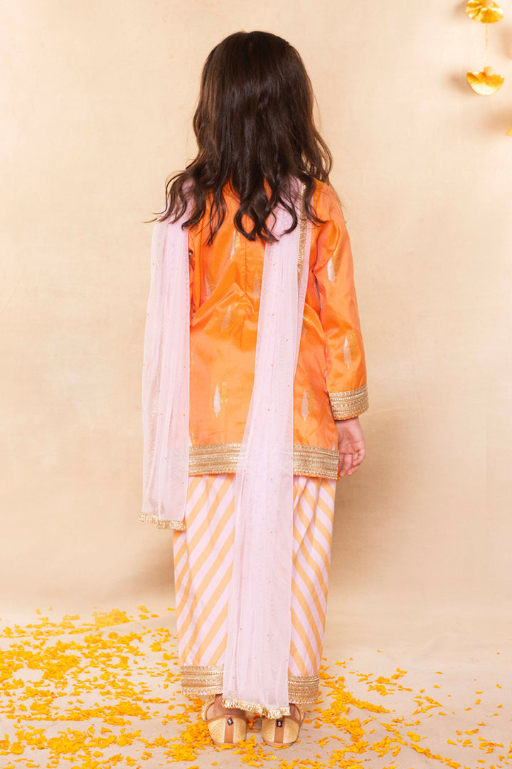 Peach Banarasi Booti Kurta With Farshi Salwar Set