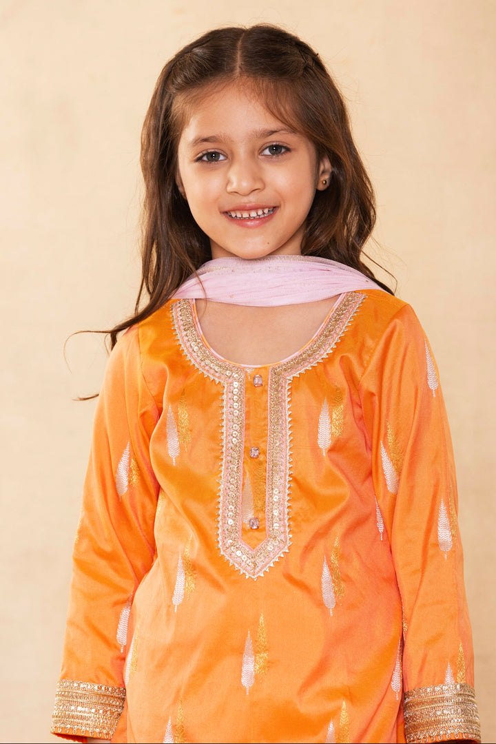 Peach Banarasi Booti Kurta With Farshi Salwar Set