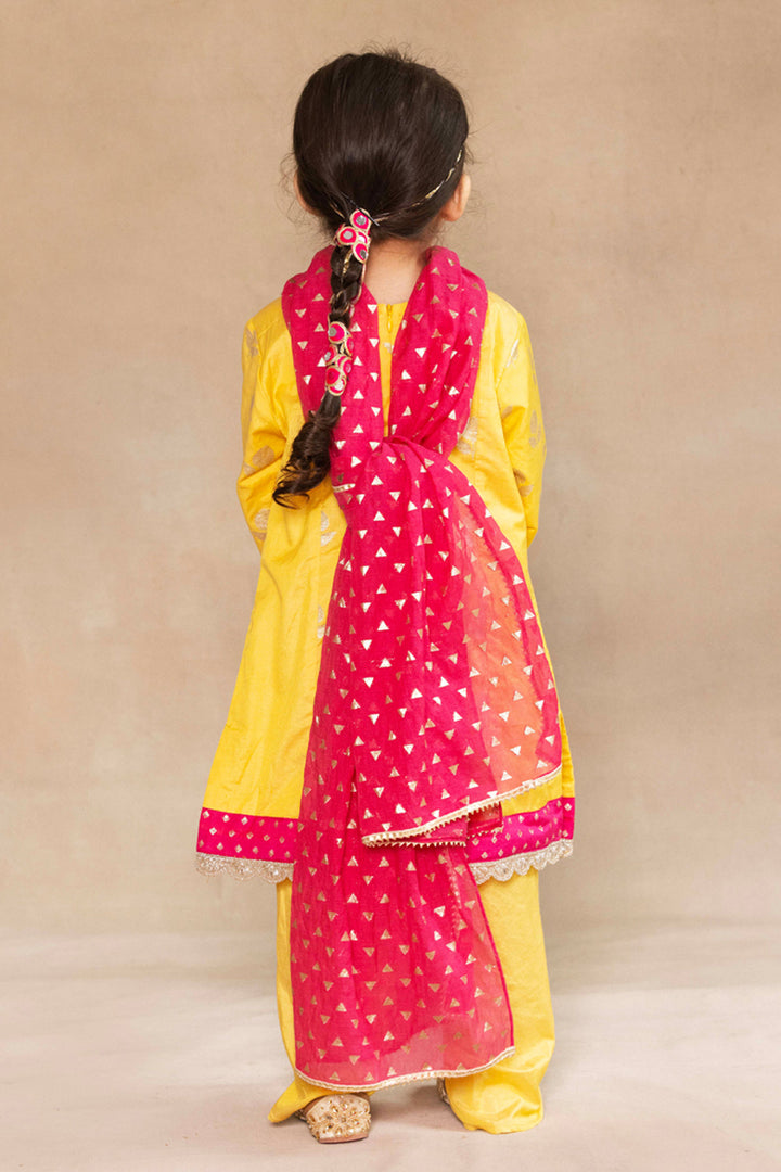 Yellow Banarasi Bootie Kurta With Yellow Tulip Pants and Dupatta Set