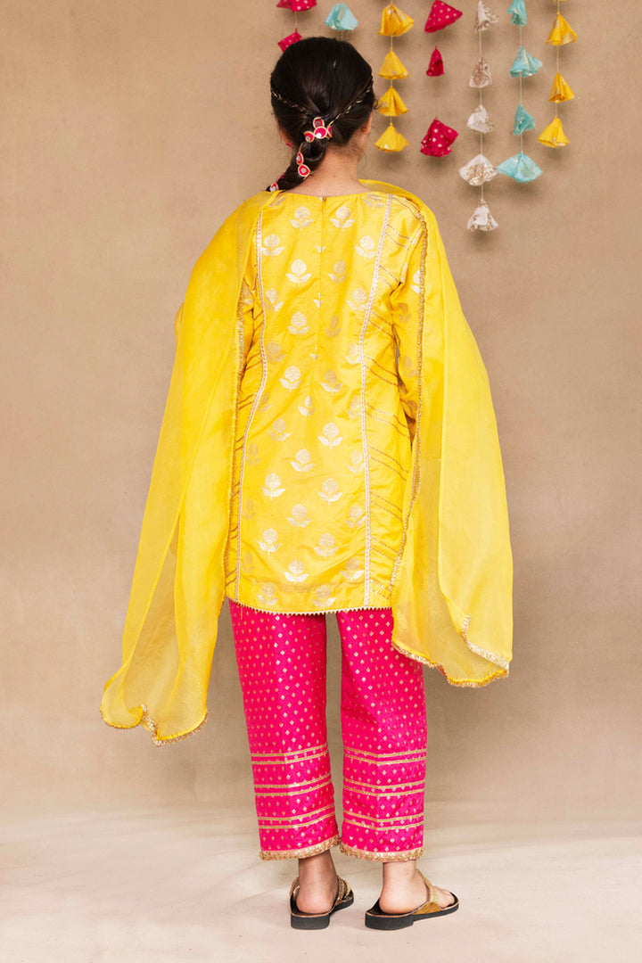 Yellow Tulip Bootie Panelled Kurta With Fuchsia Salwar Set