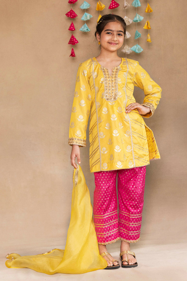 Yellow Tulip Bootie Panelled Kurta With Fuchsia Salwar Set