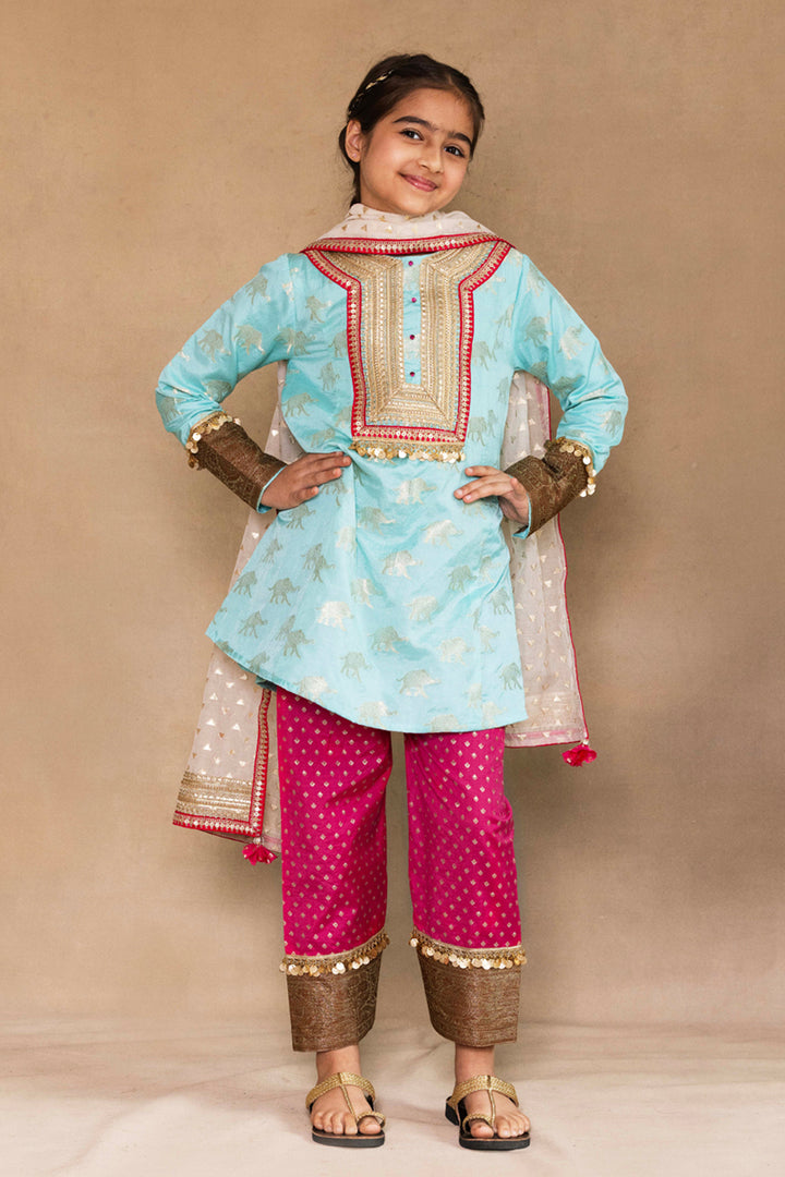 Firozi Kurta With Fuchsia Salwar & Ivory Dupatta Set
