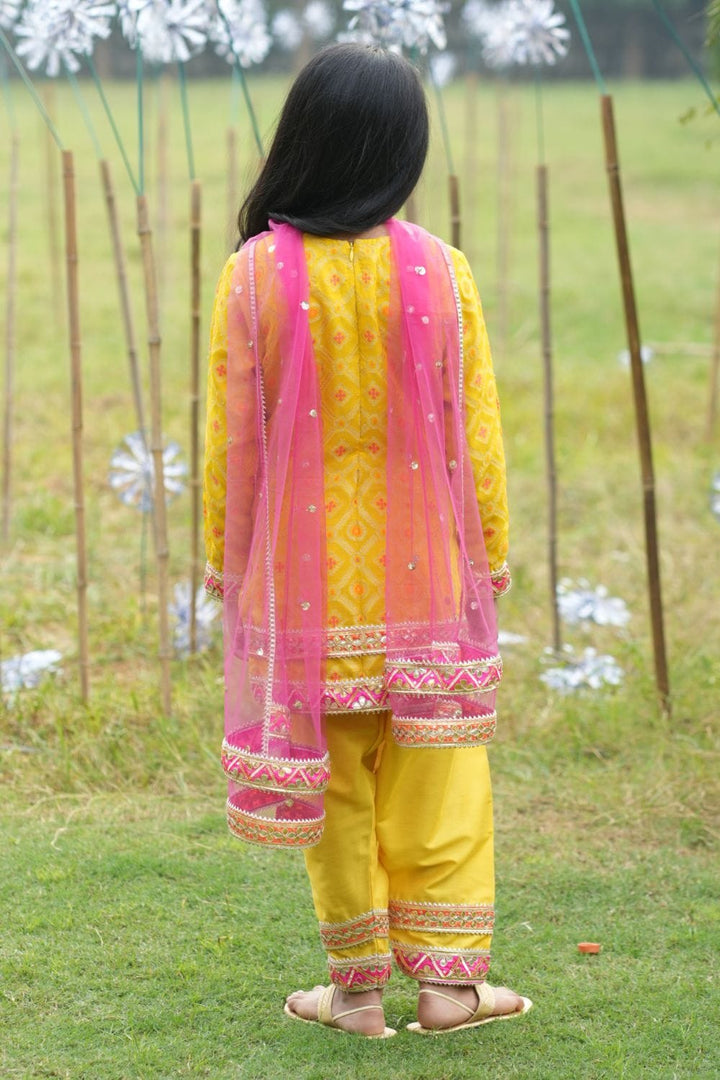 Bright Yellow Kurta With Matching Salwar & Contrast Dupatta – Yellow Kids Kurta Set | PNK – Isha Arora India