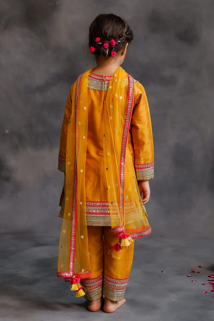 Haldi Yellow Kurta With Gold & Pink Borders Set – Yellow Kids Kurta Set | PNK – Isha Arora India