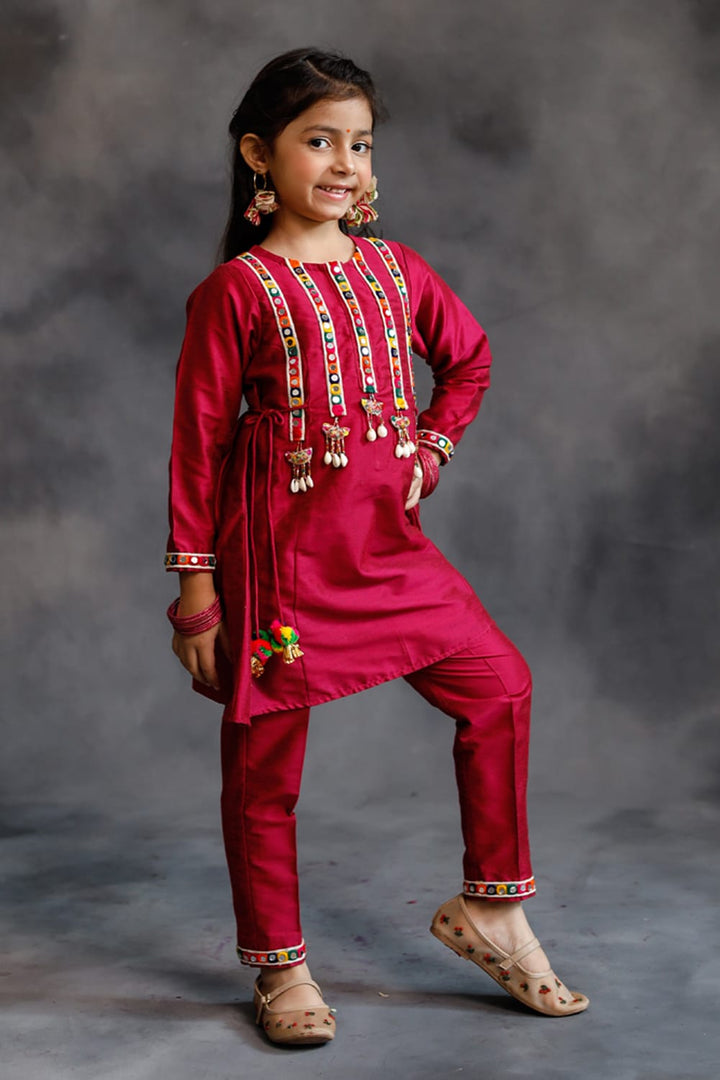 Pink Mirror Borders Kurta With Pants Set – Pink Kids Kurta Set | PNK – Isha Arora India