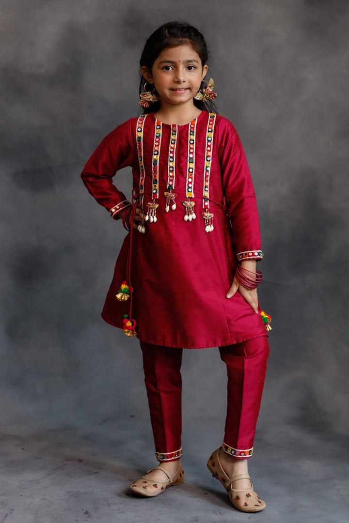 Pink Mirror Borders Kurta With Pants Set – Pink Kids Kurta Set | PNK – Isha Arora India
