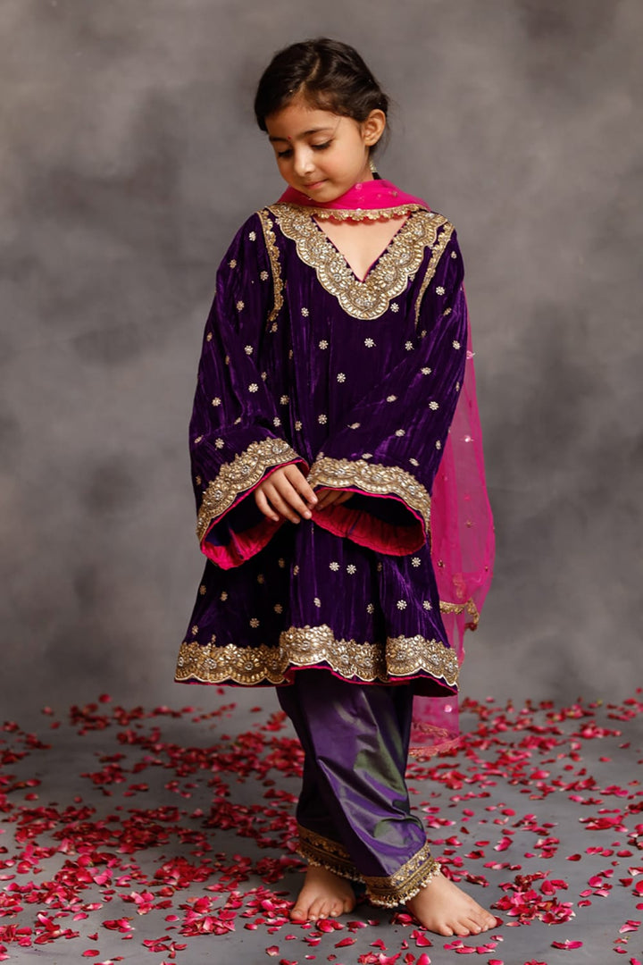 Purple Kurta & Salwar Set – Purple Kids Kurta Set | PNK – Isha Arora India