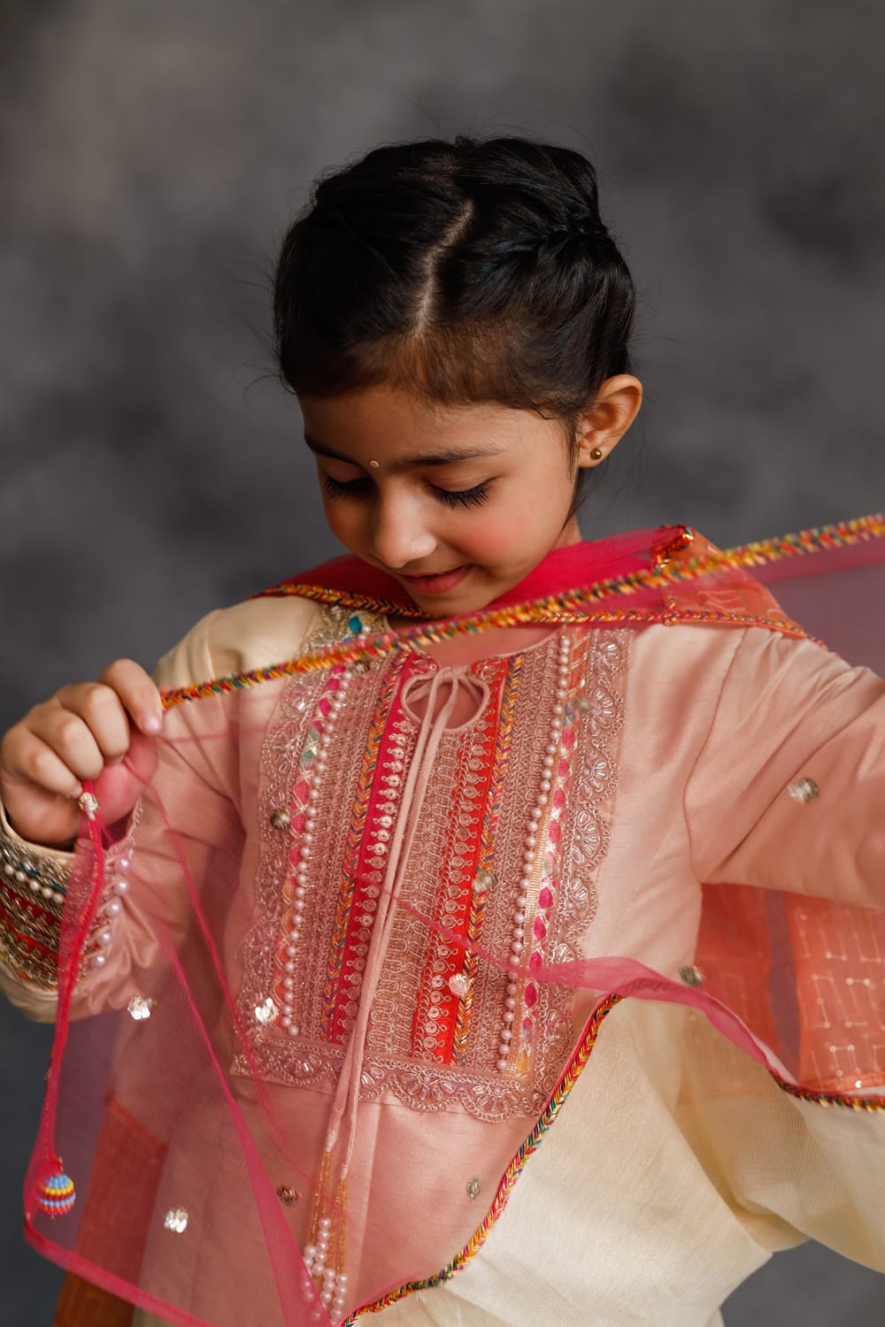 Rangeen Kurta 3-Piece Set – Pink Kids Kurta Set | PNK – Isha Arora India