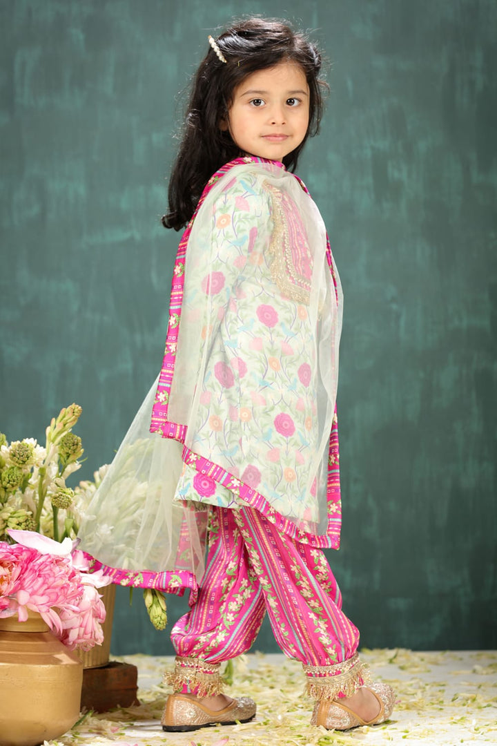 Sage Green Print Kurta With Rani Coordinated Stripe Yoke & Salwar Set – Yellow Kids Kurta Set | PNK – Isha Arora India