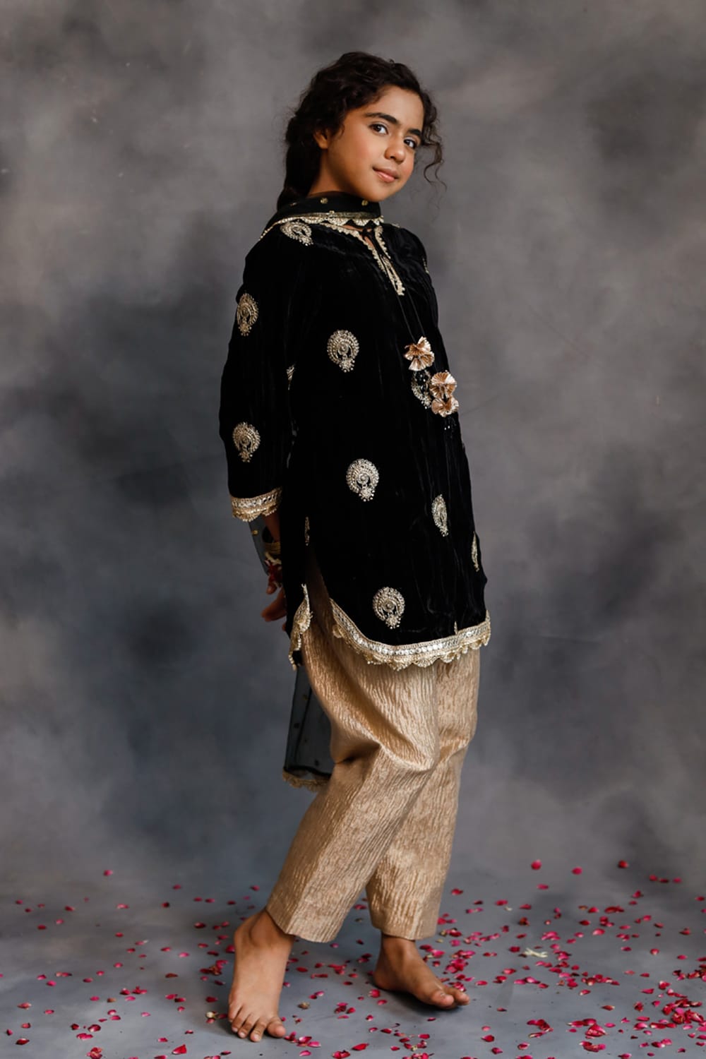 Short Black Velvet Kurta With Salwar Set – Black Kids Kurta Set | PNK – Isha Arora India