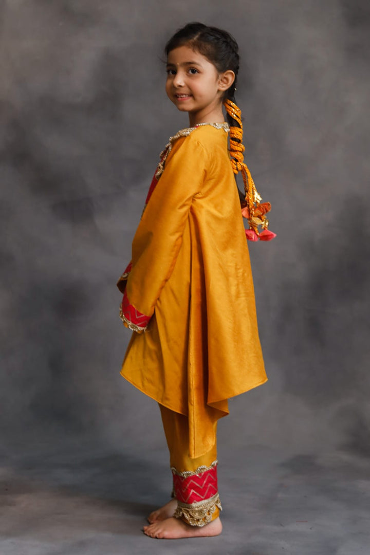 Yellow and Pink Asymmetric Kurta With Pants Set – Yellow Kids Kurta Set | PNK – Isha Arora India