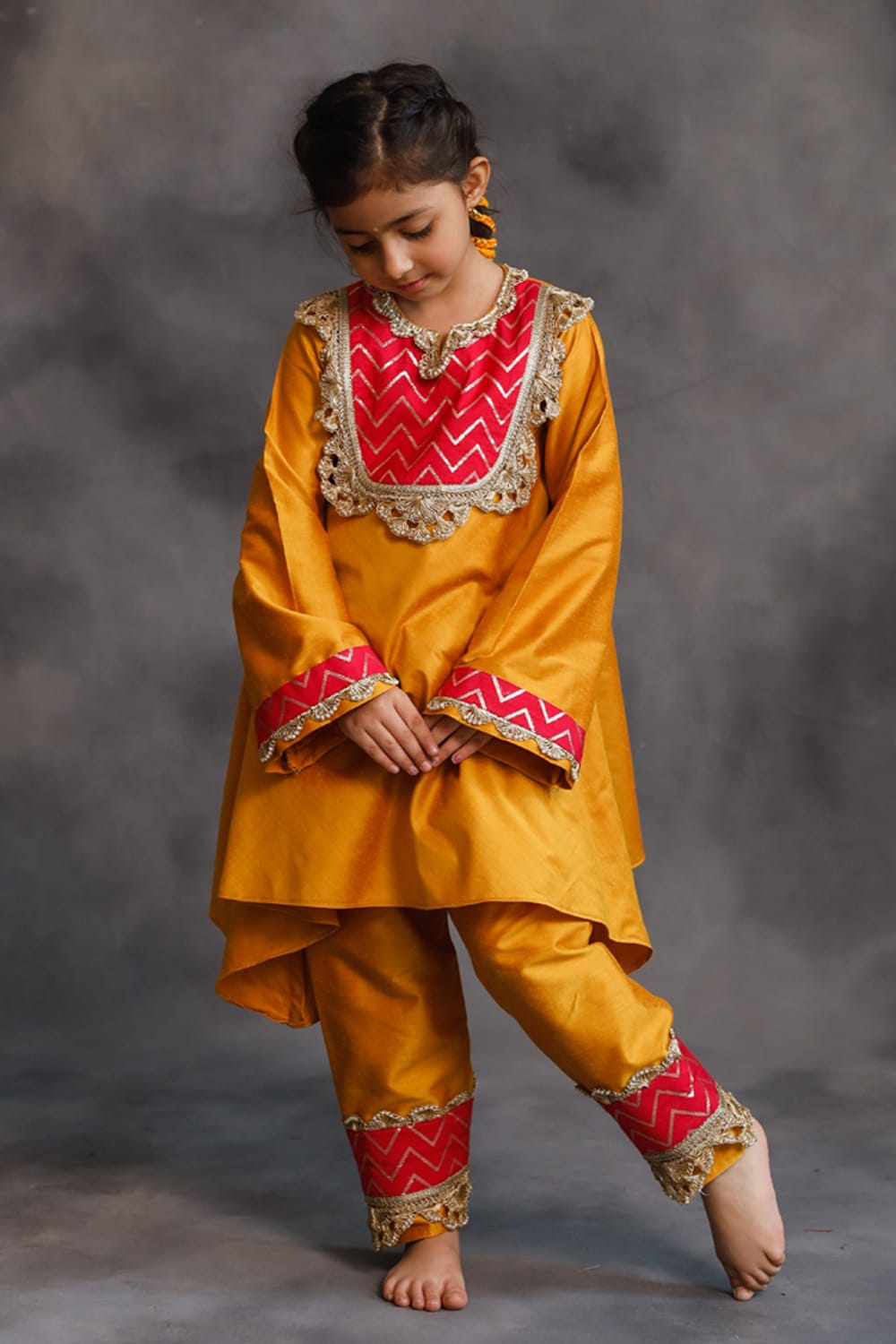 Yellow and Pink Asymmetric Kurta With Pants Set – Yellow Kids Kurta Set | PNK – Isha Arora India