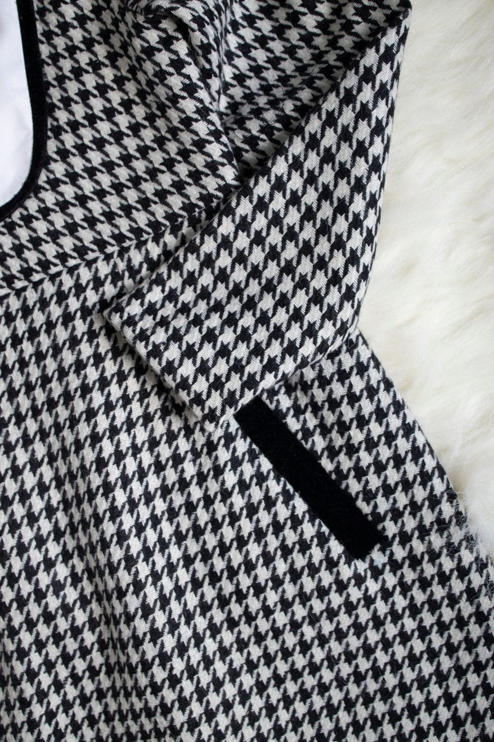 Houndstooth Classic Straight Dress – Black Designer Dress for Girls | PNK – Isha Arora India