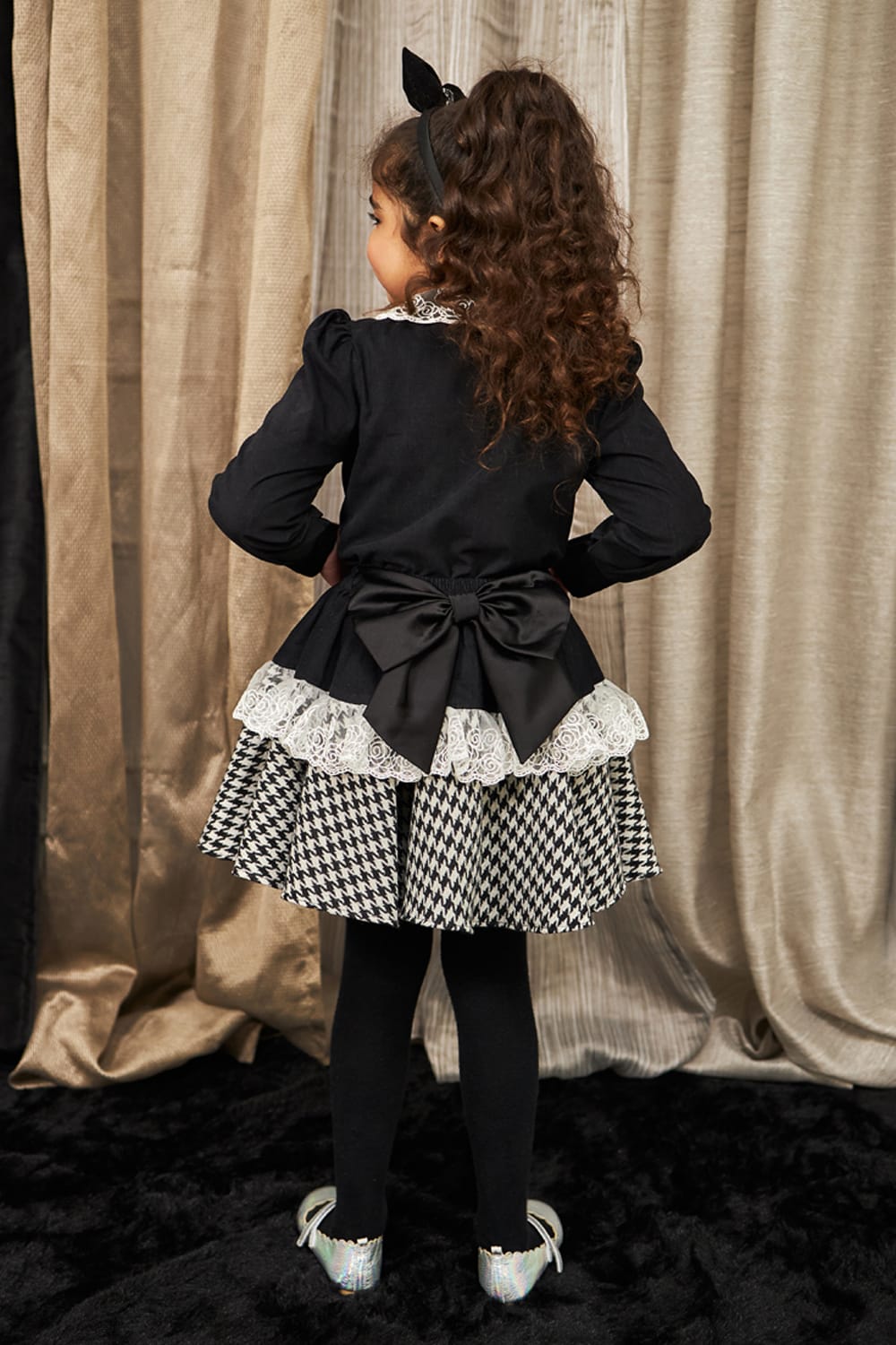 Black Houndstooth Skirt Set – Black Top & Skirt Set for Girls | PNK – Isha Arora India